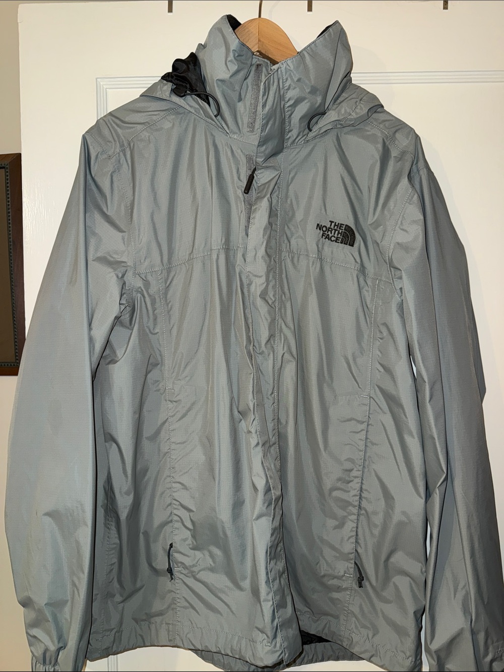 The North Face Men’s Light Gray Hooded Shell Jacket